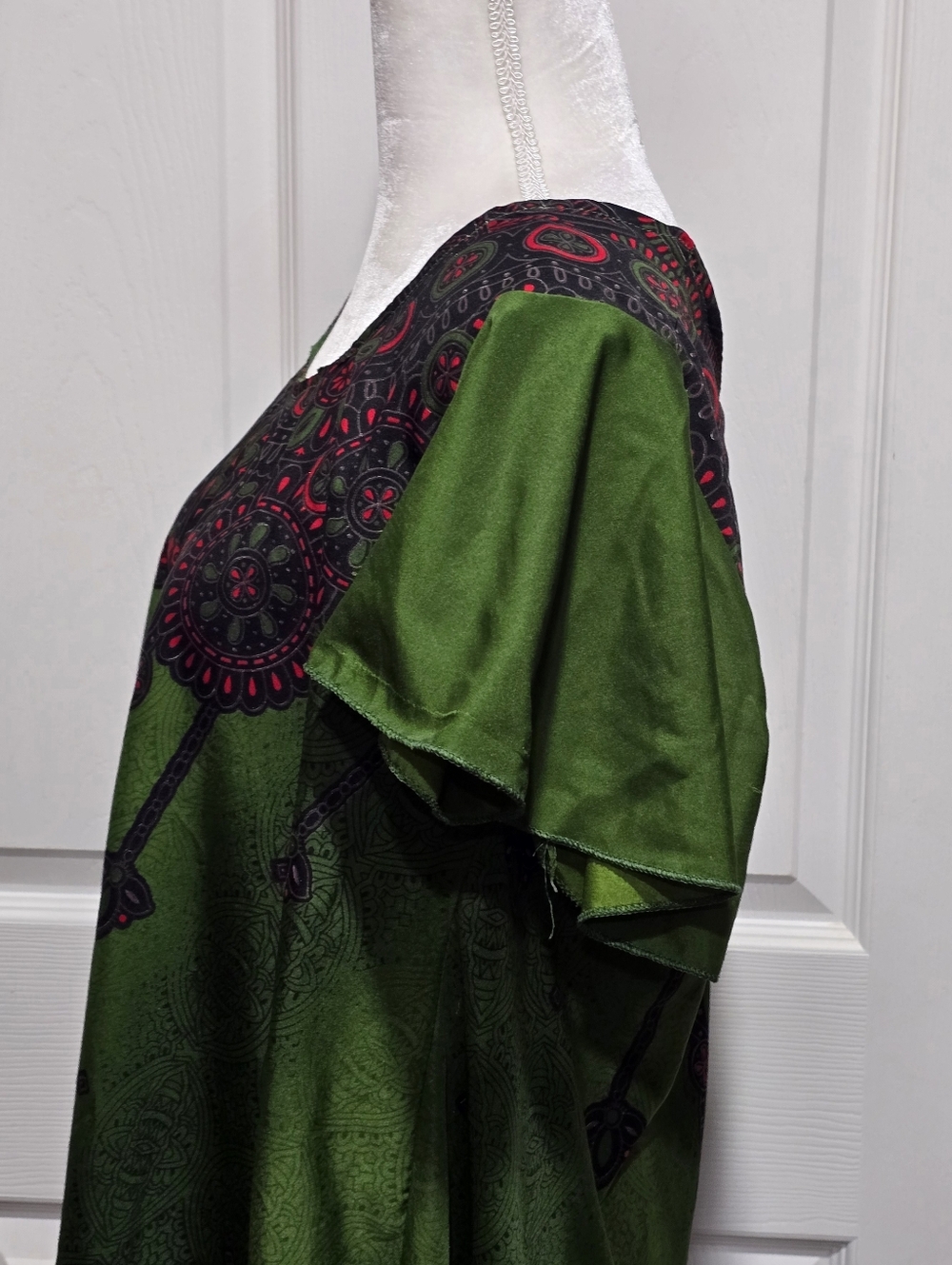 Lapogee Bold Print Green Short-Sleeve Dress with Red & Black Accents - Picture 6 of 11